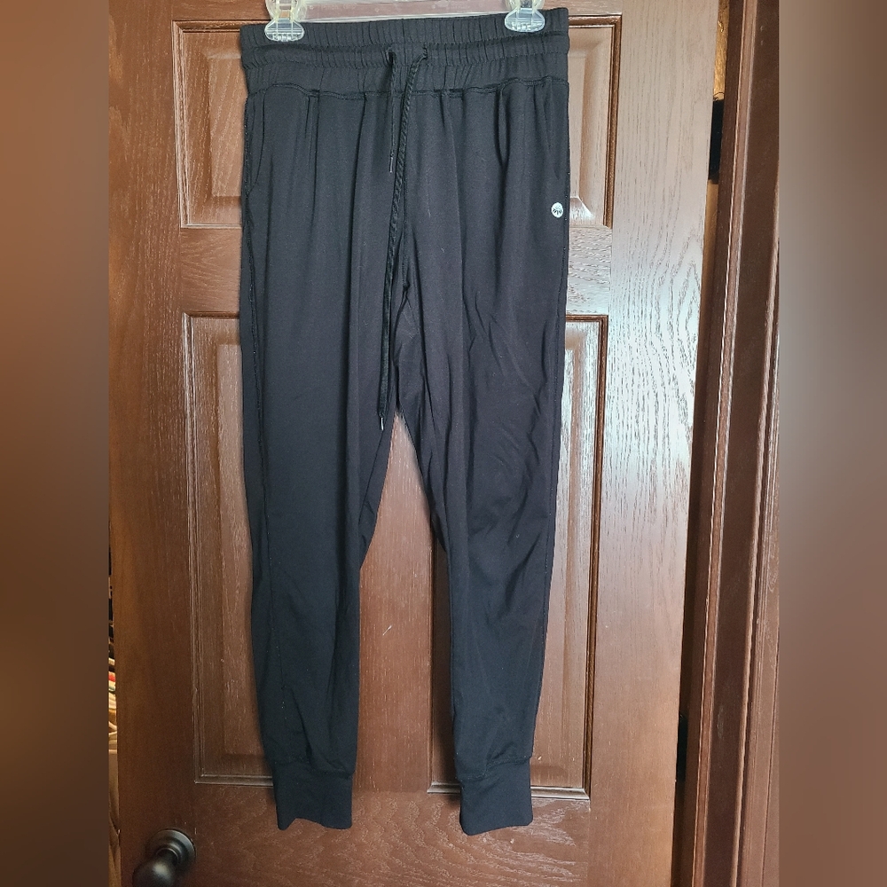 Senita Athletics weekend joggers black size xs